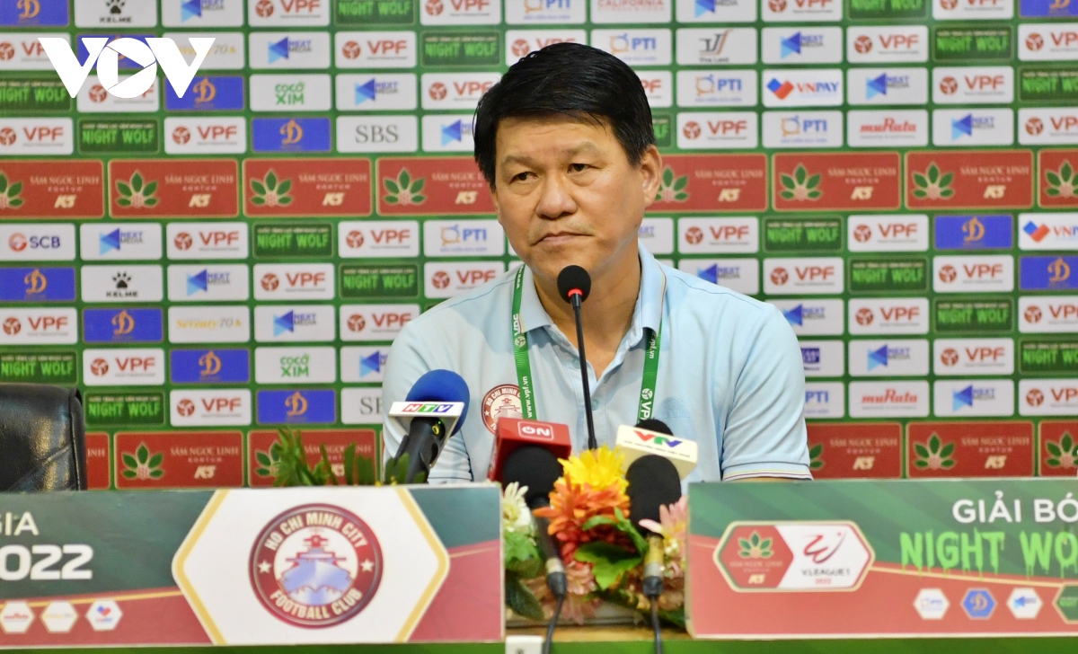 “Nói V-League nhường và cho điểm là dựng chuyện lên thôi”